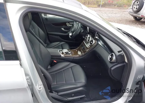 2015 Mercedes-Benz C 300 Luxury 4Matic из США, поврежденный, VIN 55SWF4KB4FU014541